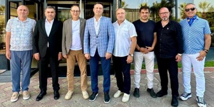 Samsun Milletvekili Prof. Dr. İlyas Topsakal, SAMSİAD’ı Ziyaret Etti